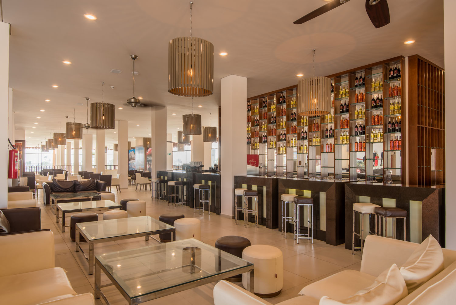 VG-Touros-Bar-Lobby-3_Baixa