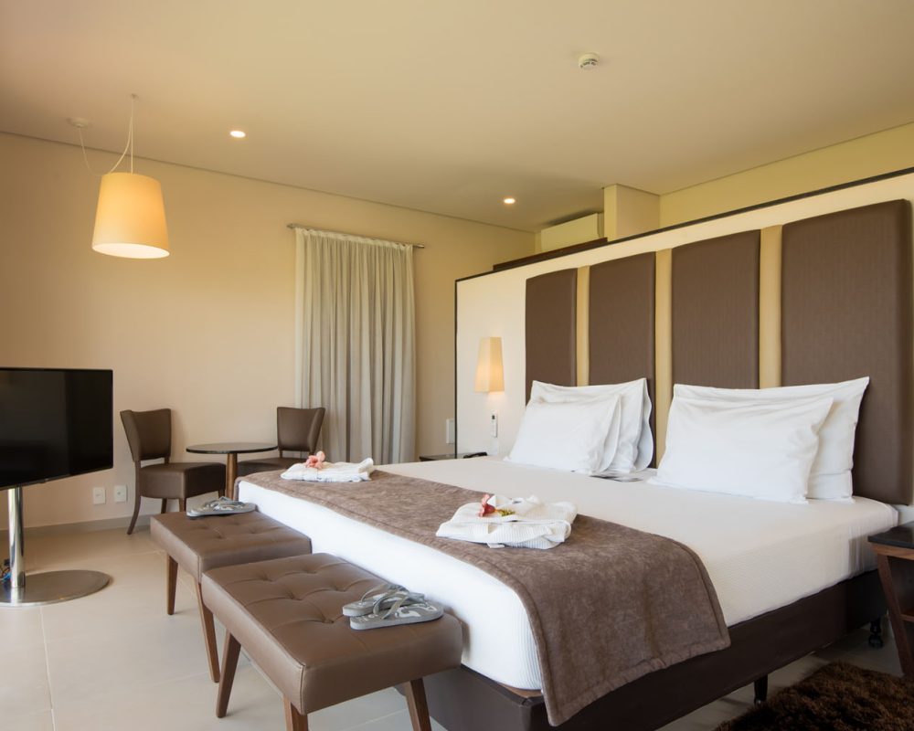 VG-Touros-Quarto-Chalé-4_Baixa